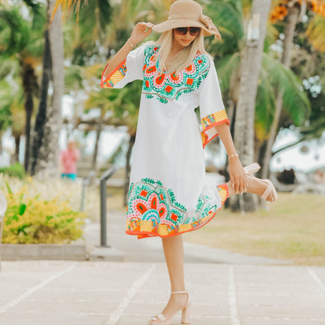 Serenity Seeker White Floral Kaftan: Embrace Tranquility in Effortless Style - Breathing Soul