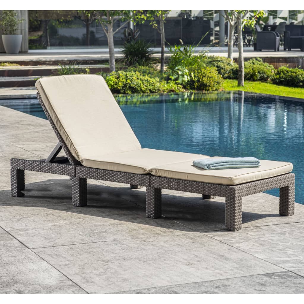 Keter Sunlounger With Cushion Daytona