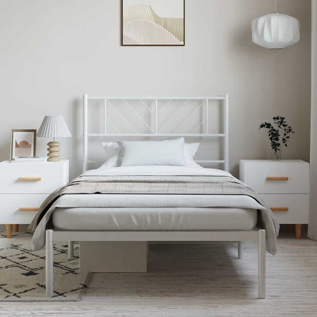 Metal Bed Frame Without Mattress With Footboard 150X200Cm